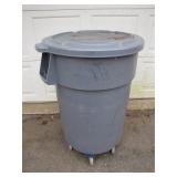 44-Gallon Rubbermaid Brute Commercial Bin