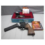 Crosman 357 CO2 Pellet Revolver Set