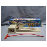 Hot Wheels Stunt Race Rat-a-Pult Launcher