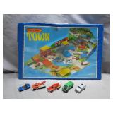 Matchbox Travel Play Set w/ 1960 & 70ï¿½s Cars