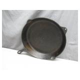 Vintage Lodge #4 Cast Iron Frying Pan