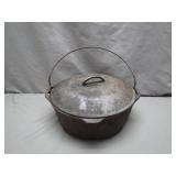 Classic Cast Iron Dutch Oven with Lid
