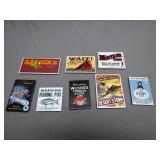 8 Vintage-Style Theme Magnets