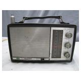 Ross Electronics RE-7660 AM/FM Radio
