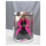 1992 Happy Holidays Barbie in Original Box