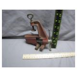 Cast Iron Bench-Mounted Clamp with Screw