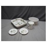 Wedgwood Wild Strawberry Dishware Set
