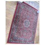 Medium Red Ornate Rug with Intricate Patterns