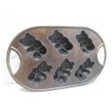 Cast Iron Bear-Shaped Baking Mold