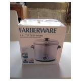 Farberware 1.9 Liter Deep Fryer in Box