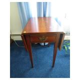 Drop Leaf Table With Compact Dimensions