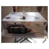 GE Roaster Oven With Original Packaging