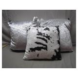 3 Decorative Throw Pillows