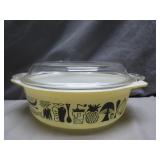 Pyrex 043 Refrigerator Dish with Lid