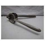 Jelliff & Co. 'Improved' Cast Metal Juicer