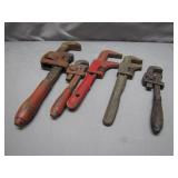 5 Adjustable Pipe Wrenches in Mixed Sizes