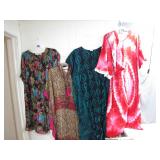 (4) 1X Dresses in Variety of Prints