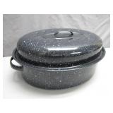 Speckled Enamelware Roasting Pan With Lid
