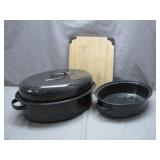 Speckled Roasting Pan With Cutting Board