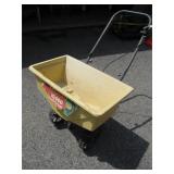 Vigoro 10,000 Broadcast Spreader