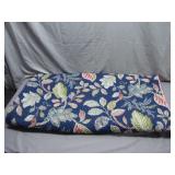 Queen Size Quilt With Double-Sided Design