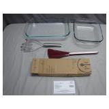 Kitchenware Set: Pyrex and Pampered Chef