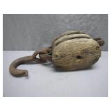 Wooden Block Pulley With Iron Hook