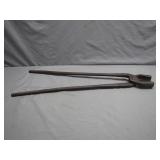Blacksmith Tong Forged with Riveted Joint