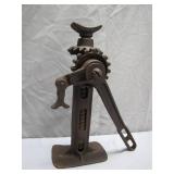 Vintage-Style Cast Iron Ratchet Jack