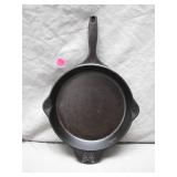 Pioneer Woman Cast Iron Skillet, Butterfly Detail