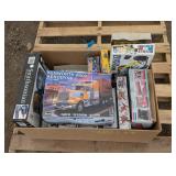 Model Kit Lot
