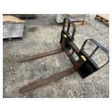 4' Forklift Forks on Mast