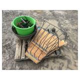Assorted Animal Feeders