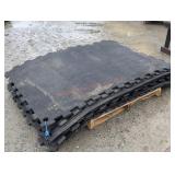 ~13- Interlocking Stall Mats
