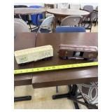 Lionel 1650 Savings Bank and Box Car