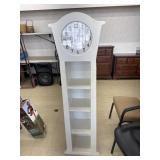 Floor clock organizer