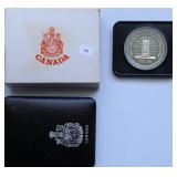 1977 CANADA SILVER DOLLAR W BOX