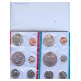 1976 MINT SET P D MINTS 1976 MINT SET P D MINTS