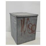 Metal Dairy Porch Box with Lift Lid