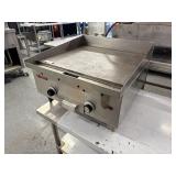 Vulcan 24' Natural Gas Flattop Grill