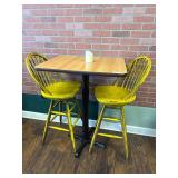 30ï¿½ Bar Height Table w/ 2 Stools