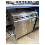 Avantco 178SSUC27RHC Undercounter Refrigerator
