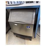 Manitowoc UYF0140A-161B Undercounter 140lbs Ice Ma