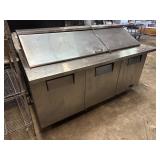 True TSSU-72 Megatop Prep Table