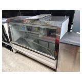 McCray 70ï¿½ Refrigerated Deli Case