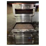 Wolf 36' Nat Gas Flattop w/ Broiler & Oven [WWR]
