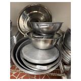 Mixing Bowls & Colanders