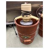 White Mountain Electric Ice Cream Freezer [TW]