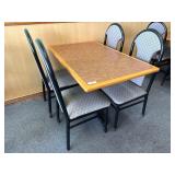 46' Dining Table w/ 4 Chairs