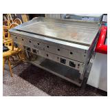 Vulcan 48ï¿½ Nat Gas Flattop Grill on Stand